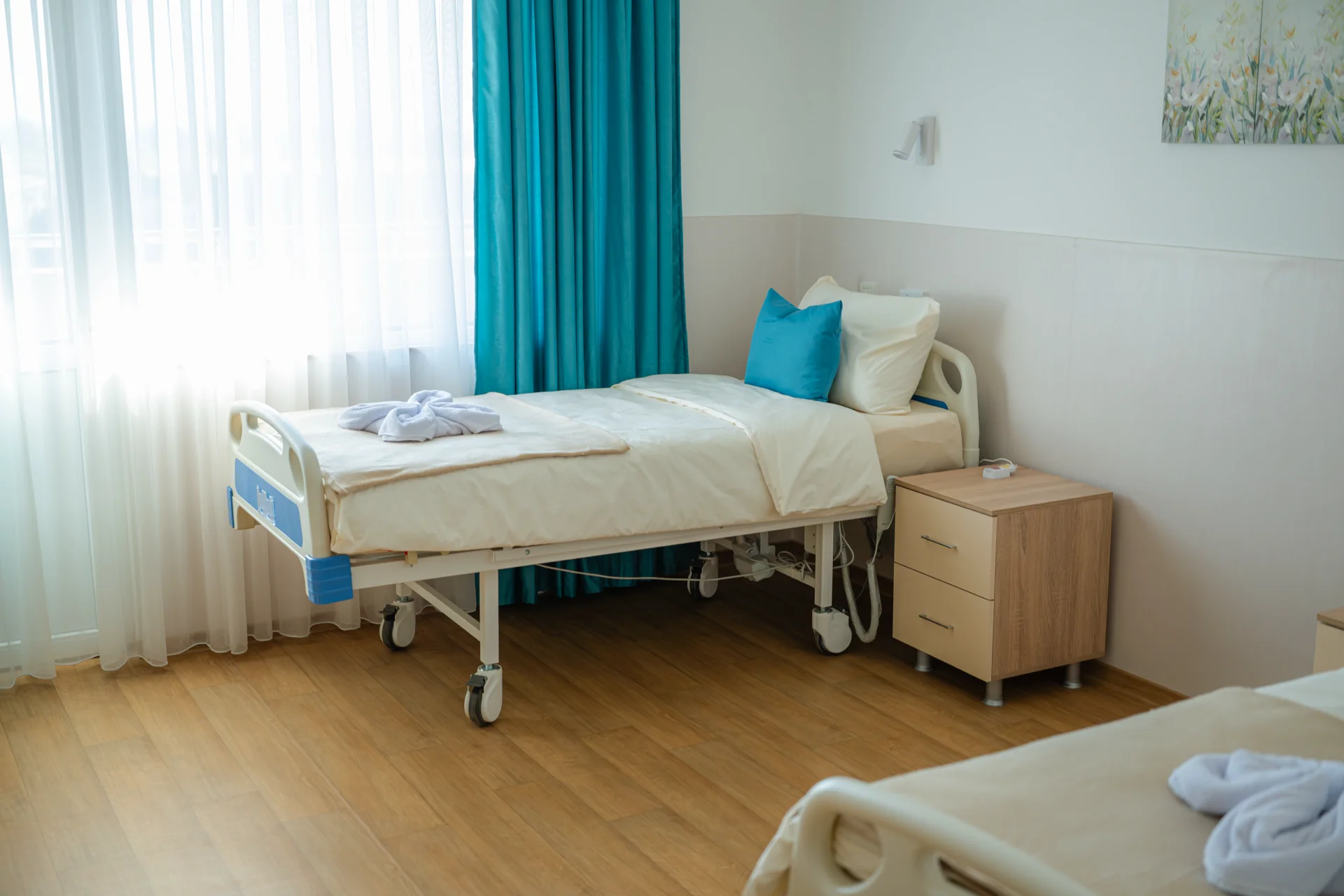 Стандардна соба на 3 кат - кревет и мебел